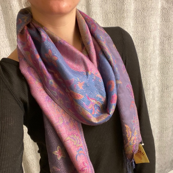 Pashmina Scarf - Picture 1 of 4